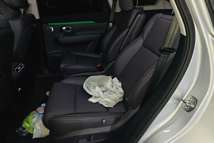 Used Leapmotor C16 2024 Range-Extended 200 Luxury Edition Left Rear Seat