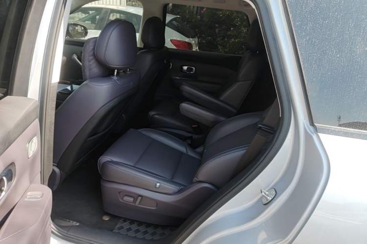 Used Leapmotor C16 2024 Range-Extended 200 LiDAR Edition Left Rear Seat