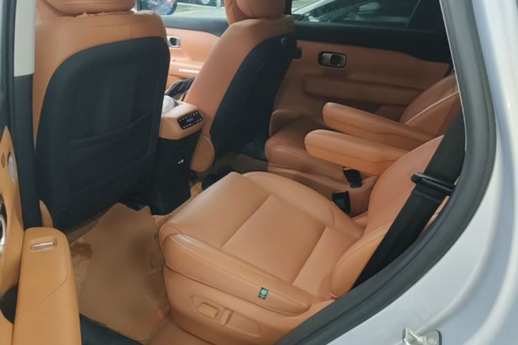 Used Leapmotor C16 2024 Pure Electric 520 Deluxe Edition Left Rear Seat