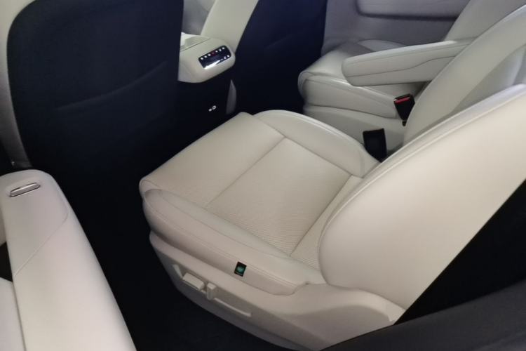 Used Leapmotor C16 2024 Range-Extended 200 Luxury Edition Left Rear Seat