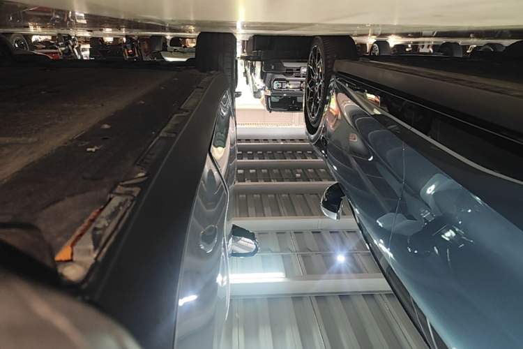 Used Leapmotor C16 2024 All-Electric 580 Luxury Edition Left Side Sill