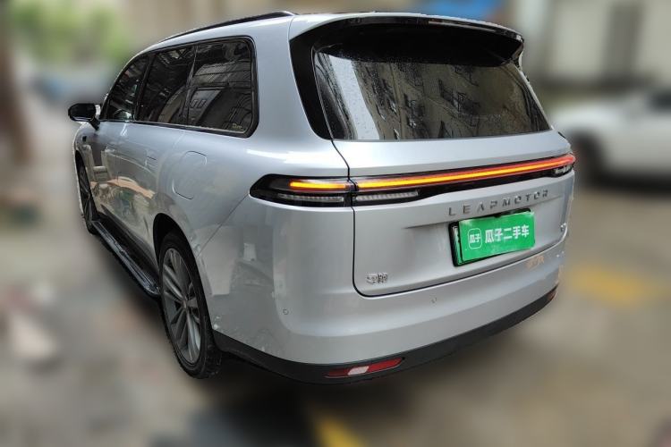 Used Leapmotor C16 2024 Range-Extended 200 Luxury Edition Rear Left 45 Deg