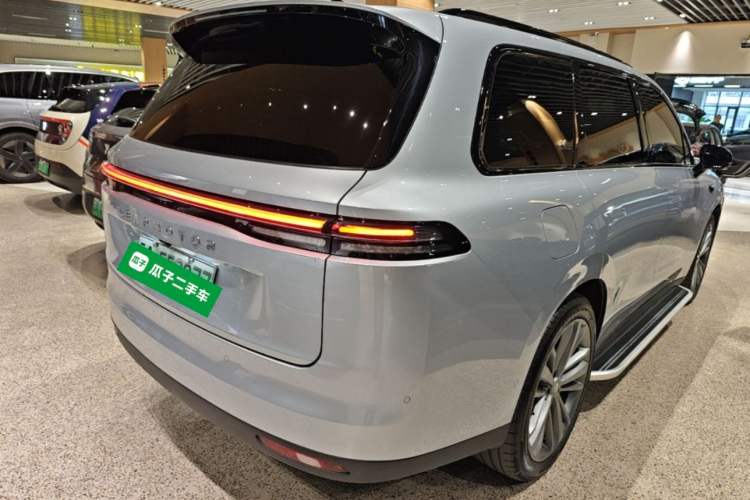 Used Leapmotor C16 2024 Range-Extended 200 Luxury Edition Rear Right 45 Deg