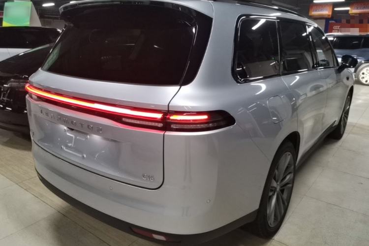 Used Leapmotor C16 2024 Range-Extended 200 Luxury Edition Rear Right 45 Deg