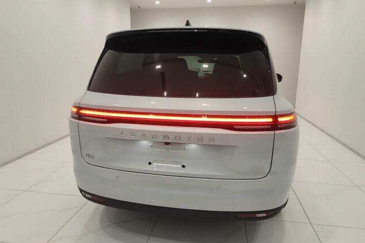 Used Leapmotor C16 2024 All-Electric 580 Luxury Edition Rear