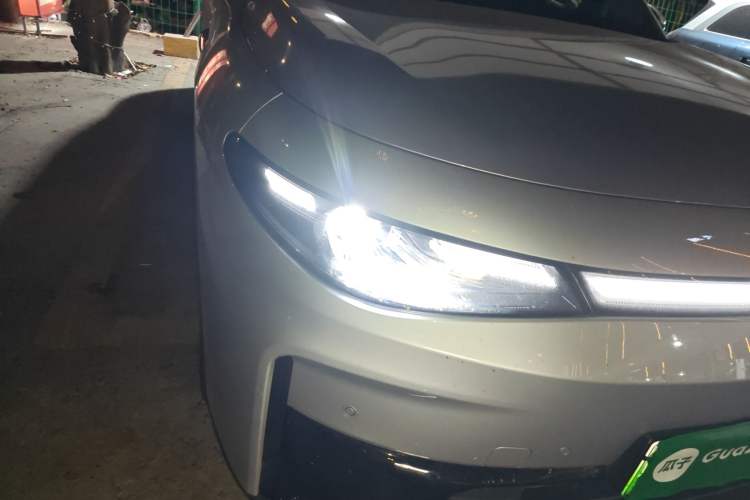 Used Leapmotor C16 2024 Range-Extended 200 Luxury Edition Right Front Headlight