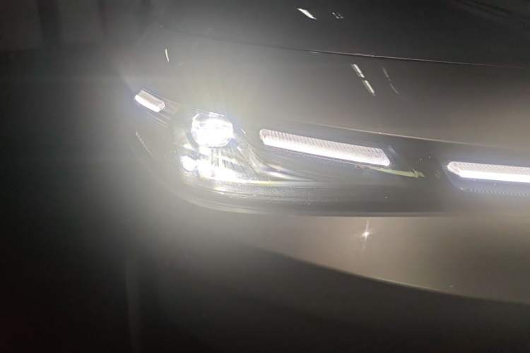 Used Leapmotor C16 2024 All-Electric 580 Luxury Edition Right Front Headlight