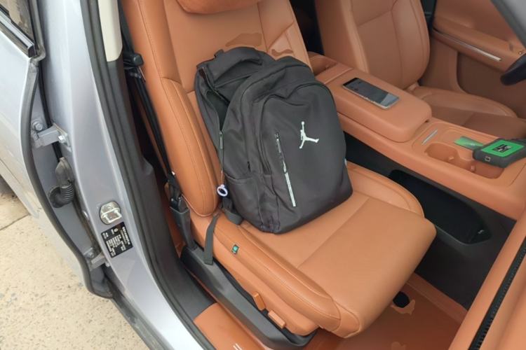 Used Leapmotor C16 2024 Range-Extended 200 Luxury Edition Right Front Seat