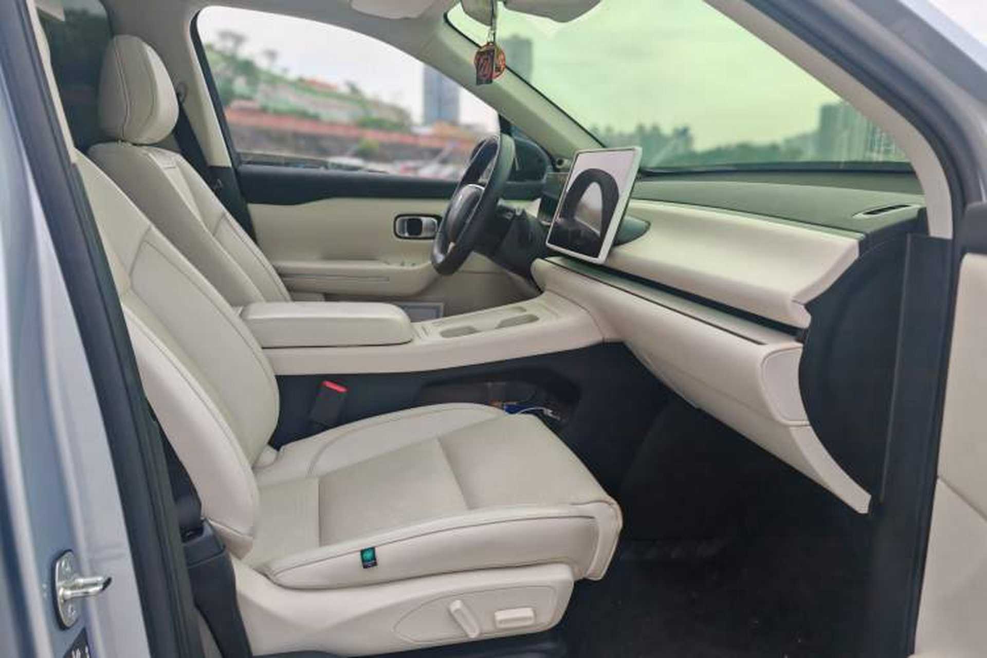 Used Leapmotor C16 2024 Range-Extended 200 Luxury Edition Right Front Seat