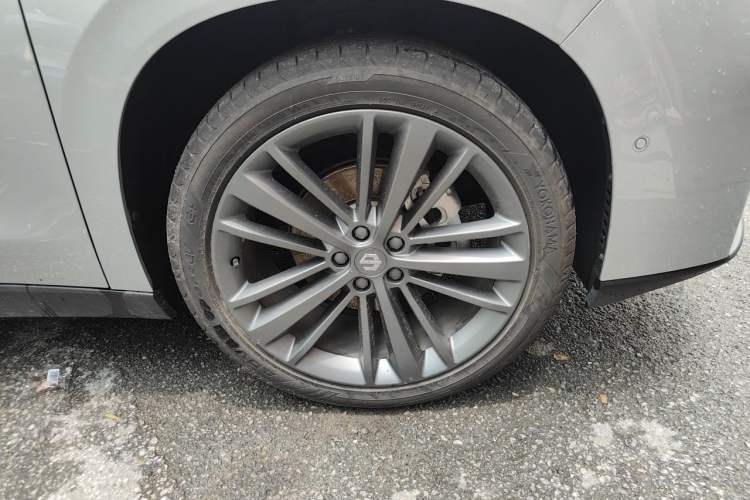 Used Leapmotor C16 2024 Range-Extended 200 LiDAR Edition Right Front Wheel Hub