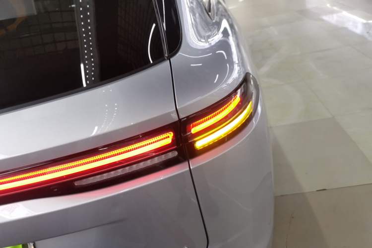 Used Leapmotor C16 2024 Pure Electric 520 Deluxe Edition Right Rear Taillight