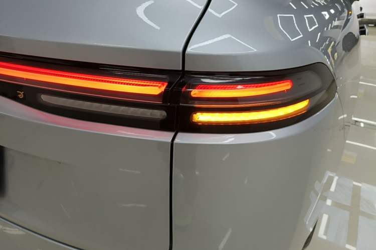 Used Leapmotor C16 2024 Pure Electric 520 Deluxe Edition Right Rear Taillight