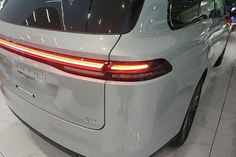 Used Leapmotor C16 2024 All-Electric 580 Luxury Edition Right Rear Taillight
