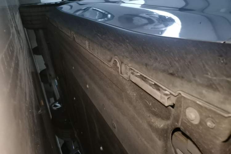 Used Leapmotor C16 2024 Range-Extended 200 Luxury Edition Right Side Sill