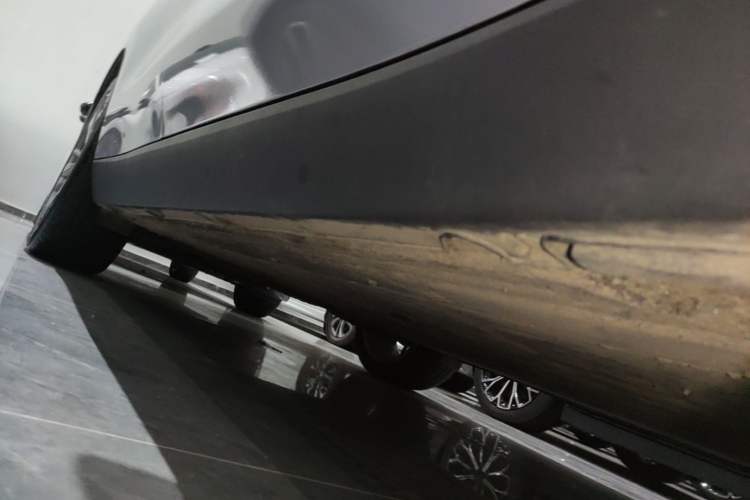 Used Leapmotor C16 2024 Pure Electric 520 Deluxe Edition Right Side Sill