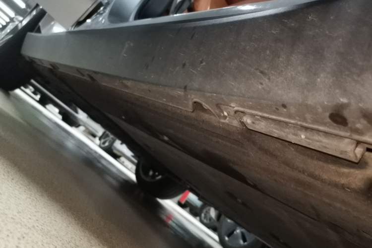 Used Leapmotor C16 2024 Range-Extended 200 Luxury Edition Right Side Sill