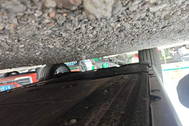 Used Leapmotor C16 2024 Range-Extended 200 LiDAR Edition Right Side Sill