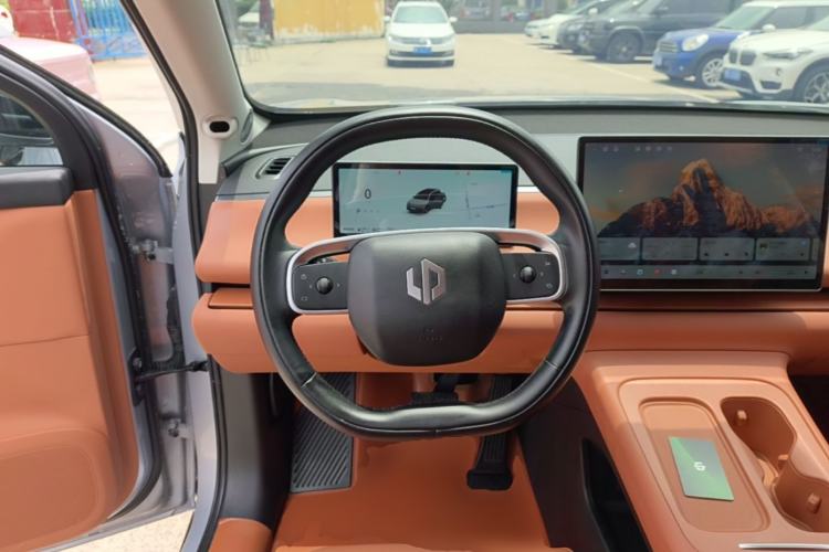 Used Leapmotor C16 2024 Range-Extended 200 Luxury Edition Steering Wheel