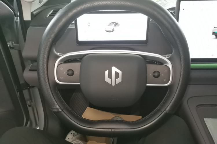 Used Leapmotor C16 2024 Range-Extended 200 Luxury Edition Steering Wheel