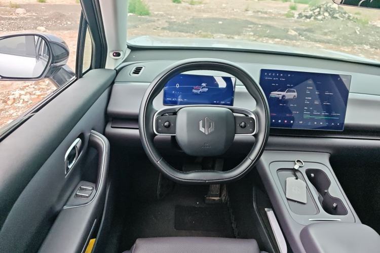 Used Leapmotor C16 2024 Range-Extended 200 LiDAR Edition Steering Wheel