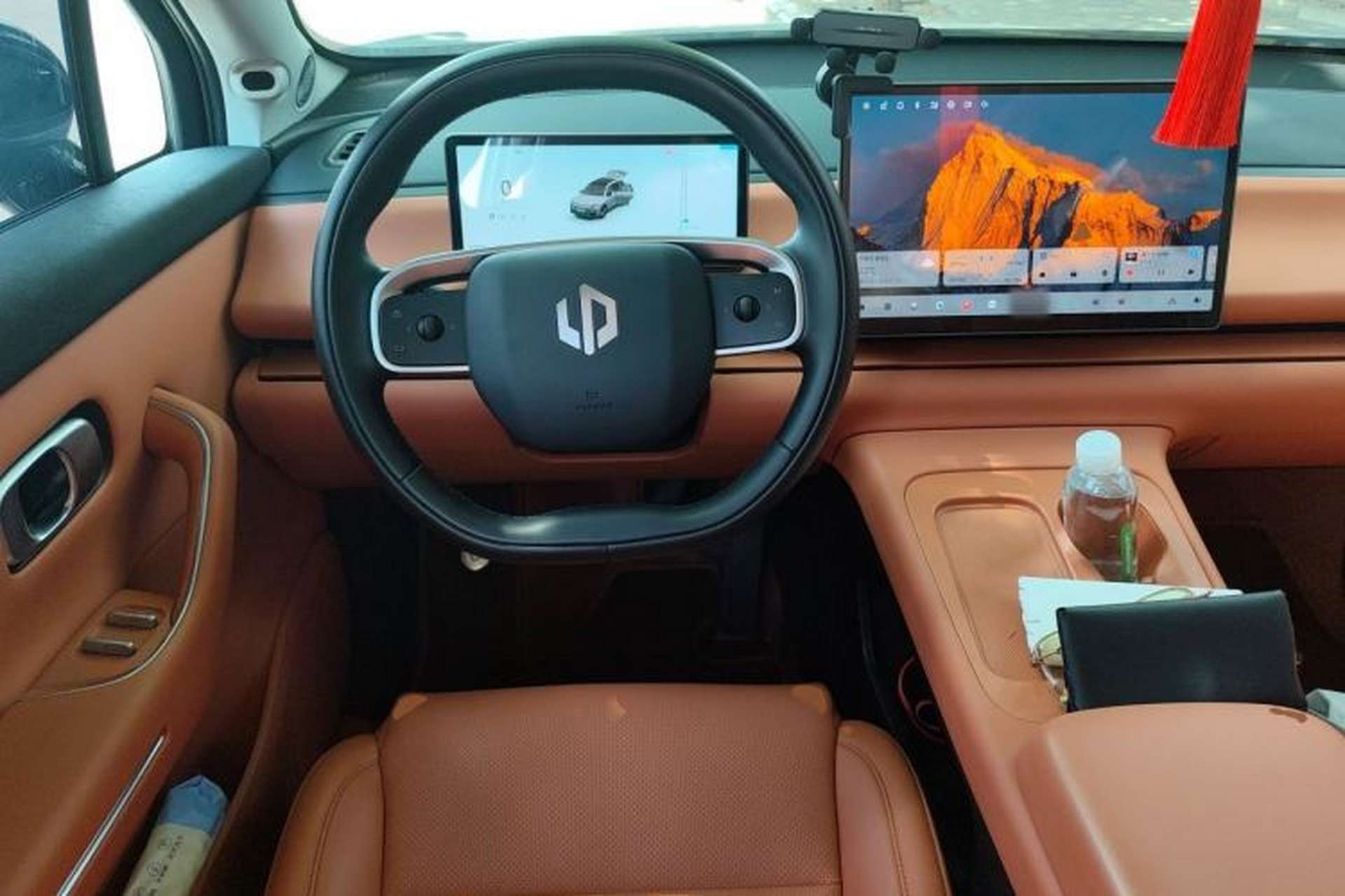 Used Leapmotor C16 2024 Range-Extended 200 Luxury Edition Steering Wheel