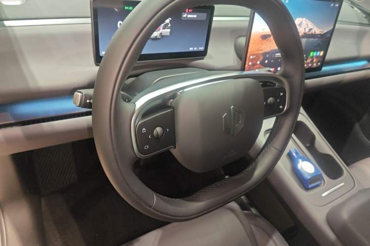 Used Leapmotor C16 2024 Pure Electric 520 Deluxe Edition Steering Wheel