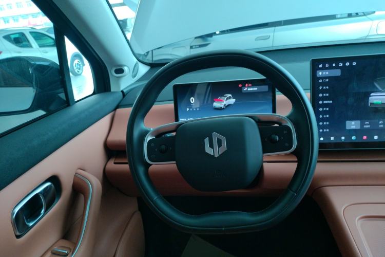 Used Leapmotor C16 2024 Range-Extended 200 Smart Enjoyment Edition Steering Wheel