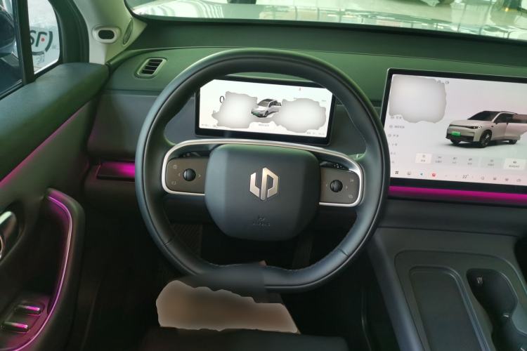 Used Leapmotor C16 2024 Pure Electric 520 Deluxe Edition Steering Wheel