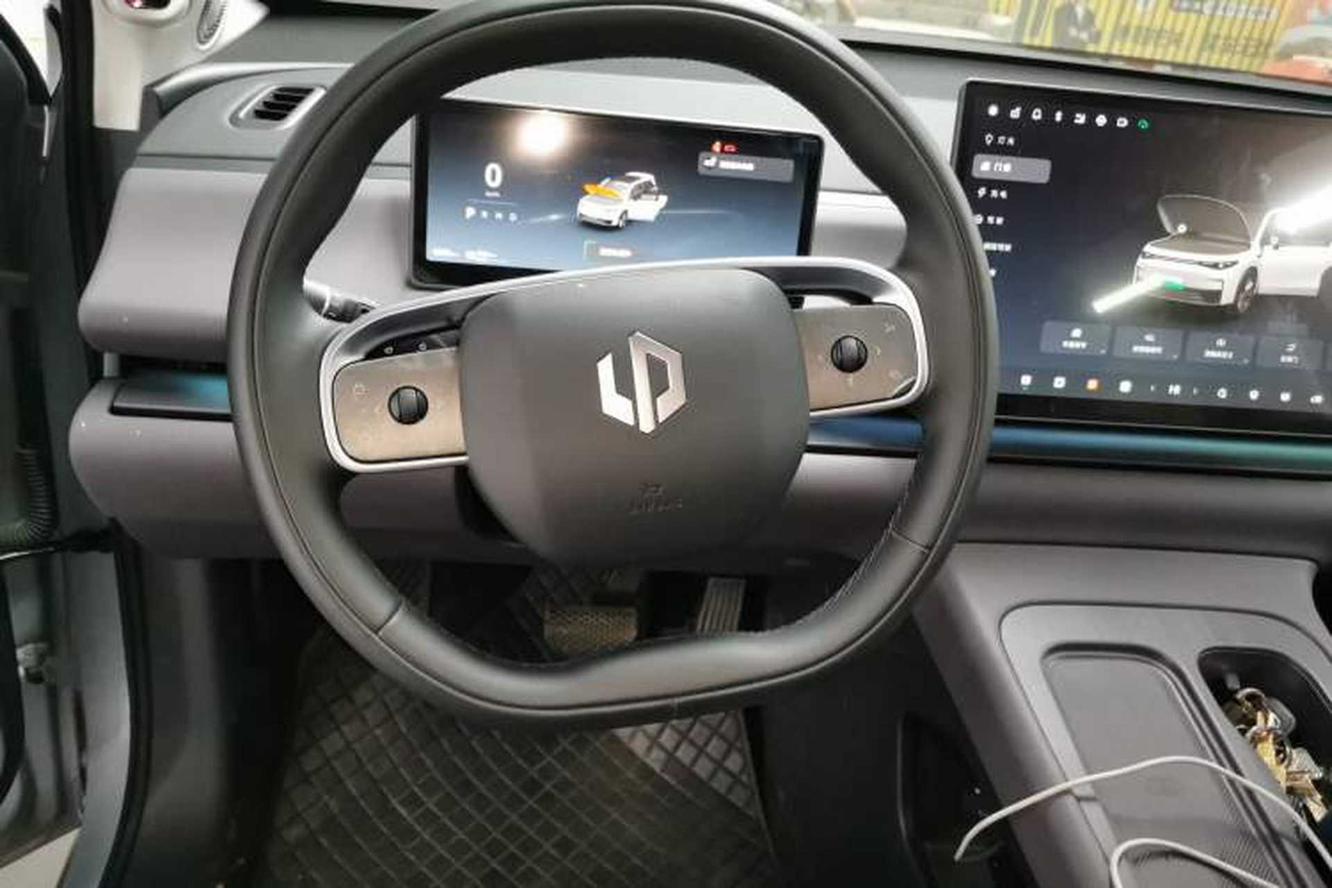 Used Leapmotor C16 2024 Pure Electric 520 Deluxe Edition Steering Wheel