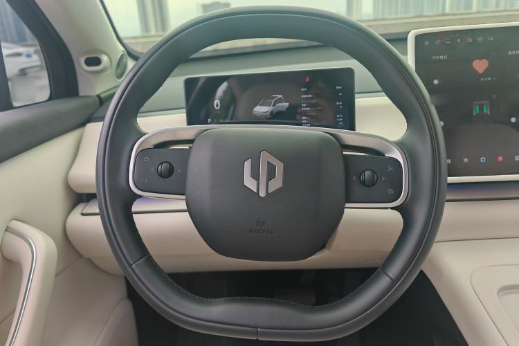 Used Leapmotor C16 2024 Range-Extended 200 Luxury Edition Steering Wheel