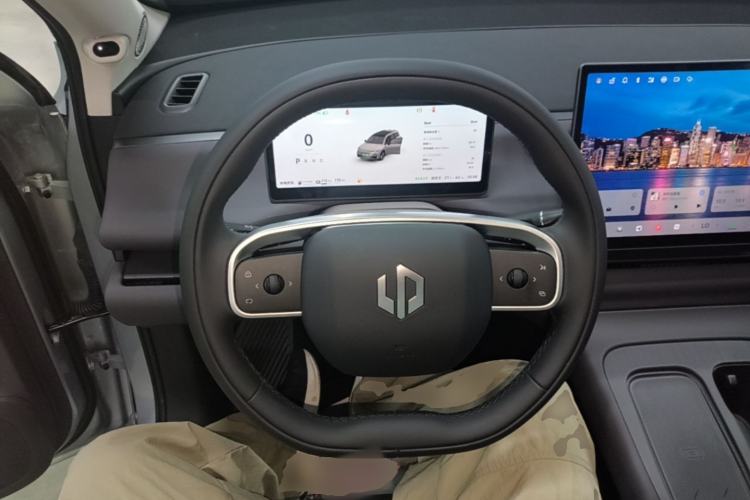 Used Leapmotor C16 2024 Range-Extended 200 Luxury Edition Steering Wheel