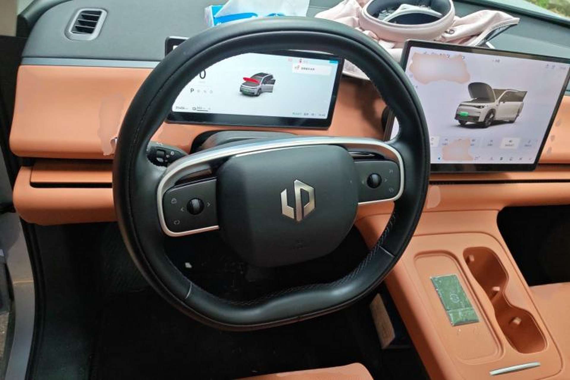 Used Leapmotor C16 2024 Pure Electric 520 Deluxe Edition Steering Wheel
