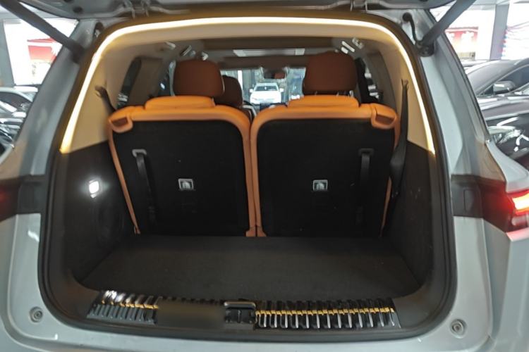Used Leapmotor C16 2024 Range-Extended 200 LiDAR Edition Trunk