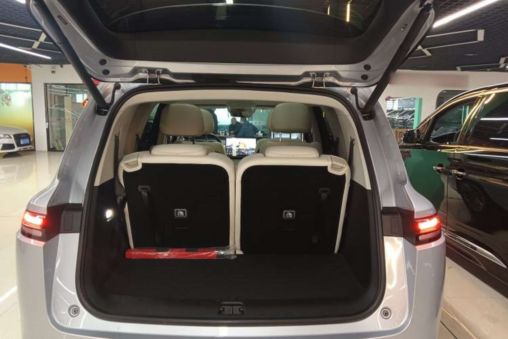 Used Leapmotor C16 2024 Range-Extended 200 Luxury Edition Trunk