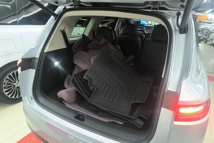 Used Leapmotor C16 2024 Range-Extended 200 Luxury Edition Trunk