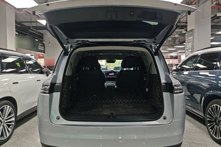 Used Leapmotor C16 2024 Pure Electric 580 LiDAR Edition Trunk