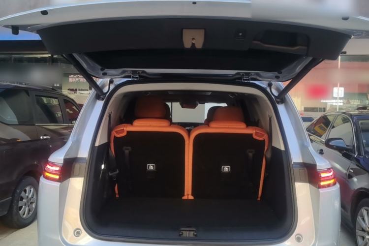 Used Leapmotor C16 2024 All-Electric 520 LiDAR Edition Trunk