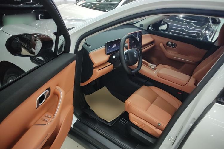 Used Leapmotor C16 2024 Range-Extended 200 Luxury Edition Driver Seat