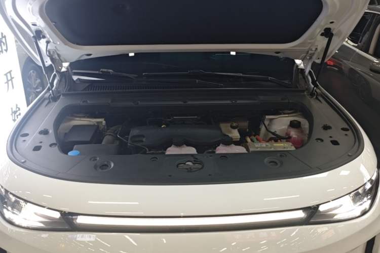Used Leapmotor C16 2024 Range-Extended 200 Luxury Edition Engine Bay