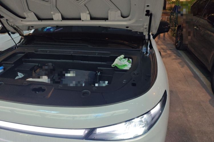 Used Leapmotor C16 2024 Pure Electric 520 Deluxe Edition Engine Bay Left