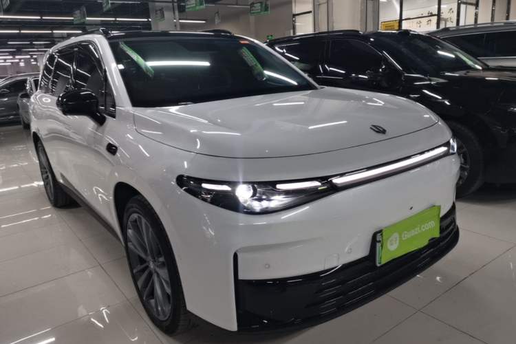 Used Leapmotor C16 2024 Range-Extended 200 Luxury Edition Exterior 1
