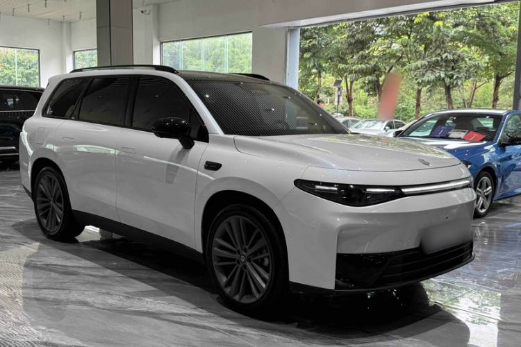 Used Leapmotor C16 2024 Range-Extended 200 Luxury Edition Exterior 1