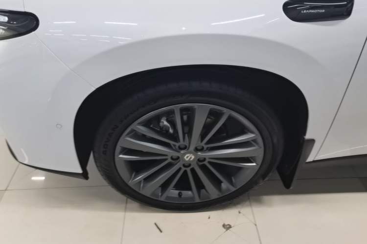 Used Leapmotor C16 2024 Pure Electric 520 Deluxe Edition Exterior 4