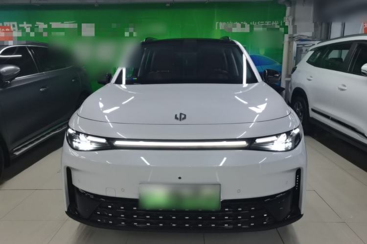 Used Leapmotor C16 2024 Pure Electric 520 Deluxe Edition Front