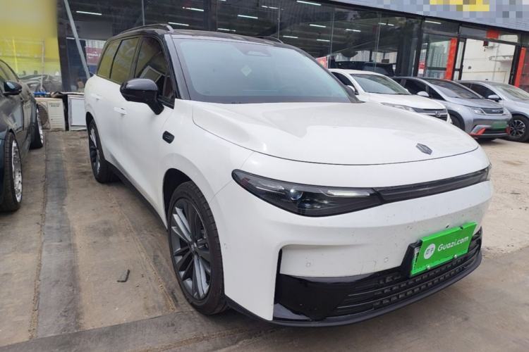 Used Leapmotor C16 2024 Range-Extended 200 Luxury Edition Front Right 45 Deg