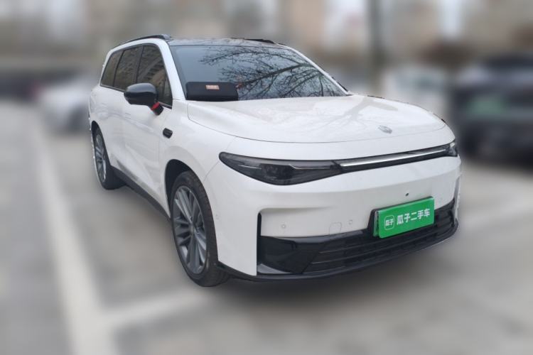 Used Leapmotor C16 2024 Range-Extended 200 Luxury Edition Front Right 45 Deg