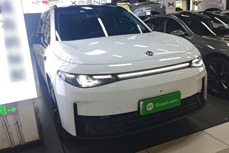 Used Leapmotor C16 2024 Range-Extended 200 Luxury Edition Front Right 45 Deg