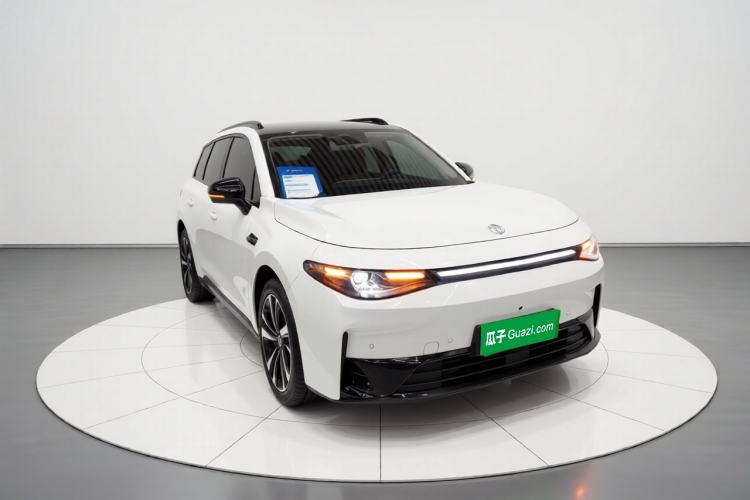 Used Leapmotor C16 2024 Range-Extended 200 Luxury Edition Front Right 45 Deg