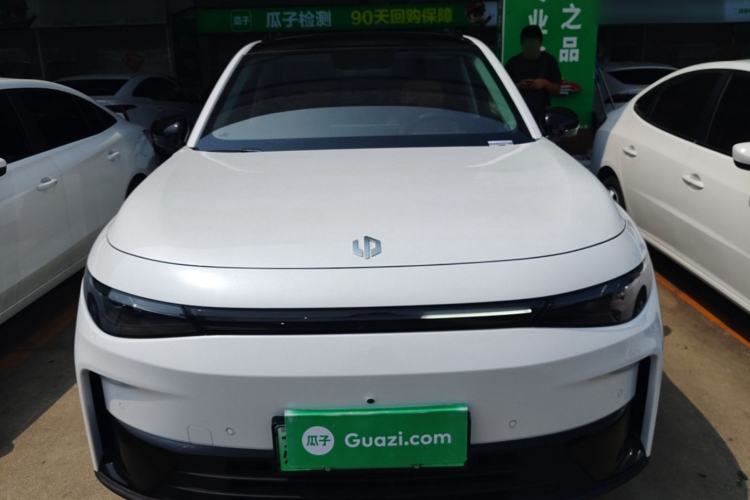 Used Leapmotor C16 2024 Pure Electric 520 Deluxe Edition Front