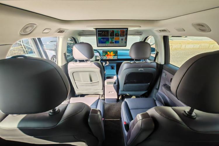Used Leapmotor C16 2024 Range-Extended 200 LiDAR Edition Interior 4